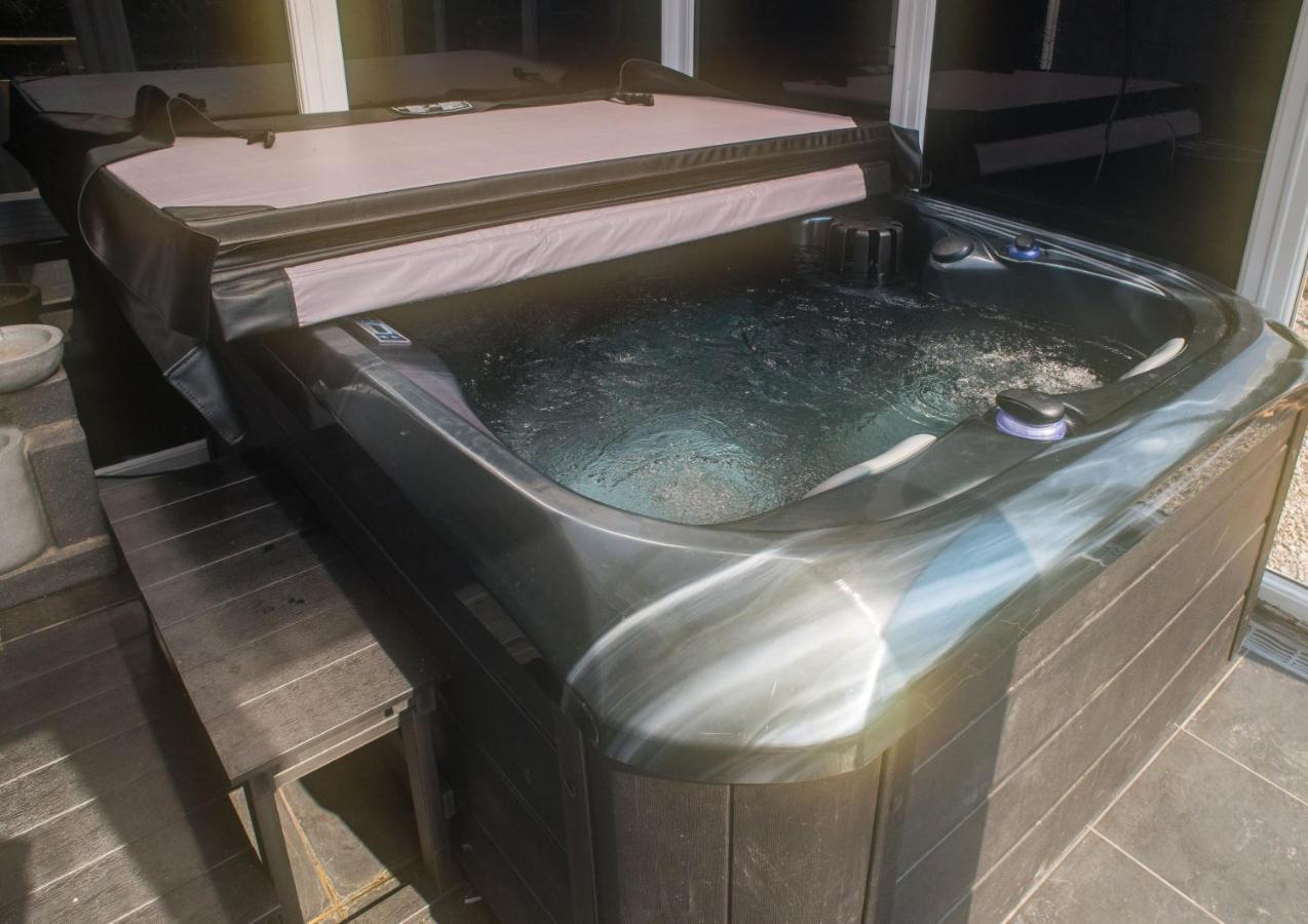 Luxury Super Central Cottage With A Hot Tub/ Gym 포트리 외부 사진