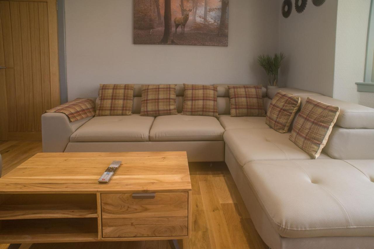 Luxury Super Central Cottage With A Hot Tub/ Gym 포트리 외부 사진
