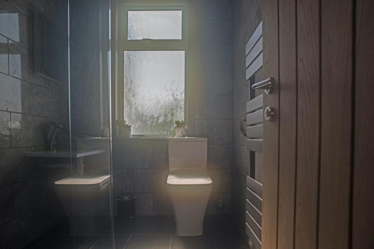 Luxury Super Central Cottage With A Hot Tub/ Gym 포트리 외부 사진